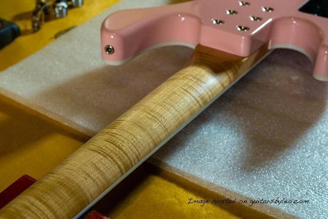 Custom Shop MJ 5 in Shell Pink over Empress6