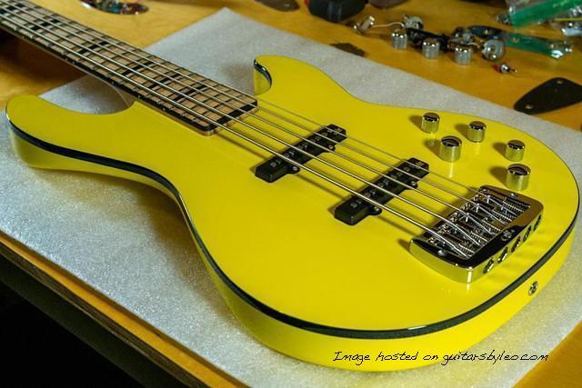 Custom Shop MJ 5 in Yellow Fever-1
