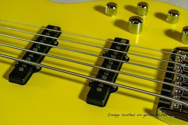 Custom Shop MJ 5 in Yellow Fever-3
