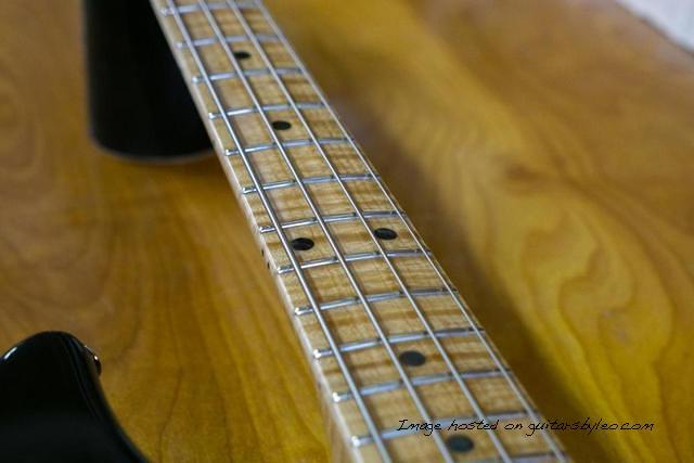 Custom Shop SB 1 in Jet Black over Alder-4