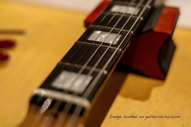 Custom Shop Skyhawk HH RMC in Old School Tobacco Sunburst over a 3A Flame Maple top3