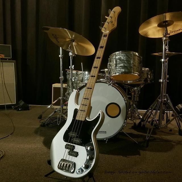 G amp L artist Tim Lefebvre s new Custom Shop Matador in Silver Metallic