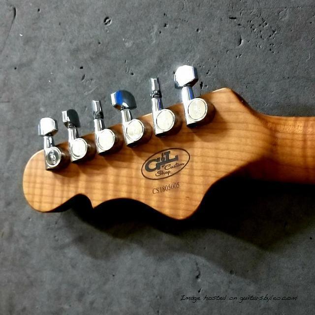 Headstock detail2