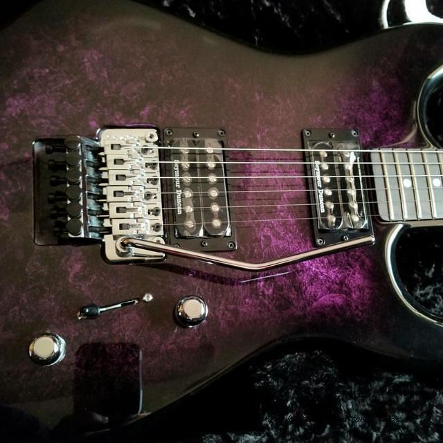 Invader XL in Purple Marble with an Ebony board-2
