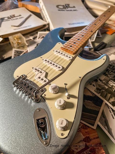 Legacy SSZ in Ice Blue Metallic-2