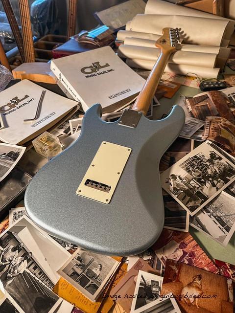 Legacy SSZ in Ice Blue Metallic-5