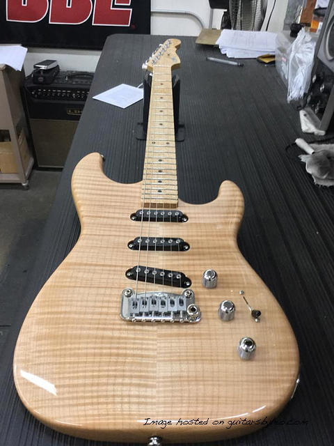 ClearGloss Flamed Maple top