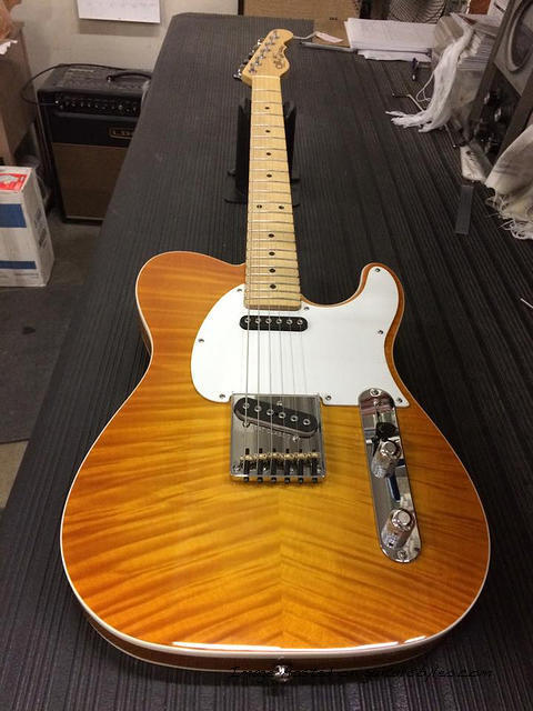 Honeyburst Flamed Maple top2