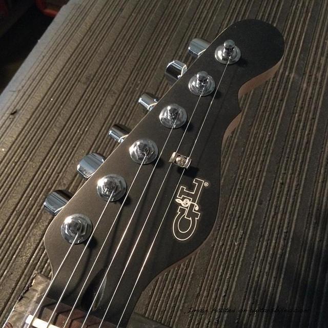 CLF2104279 headstock