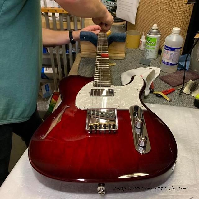 G amp L Tribute Series ASAT Classic Bluesboy Semi-Hollow in Redburst