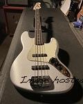 Fullerton Deluxe JB MFD in Silver Metallic over alder