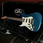 Custom Shop lefty S-500 in Lake Placid Blue over 3 Tone Sunburst nitro